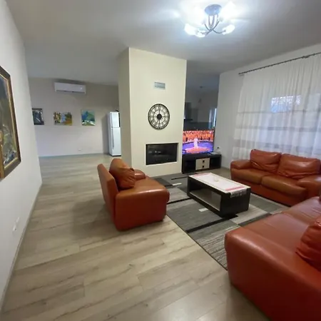 Luxury House شكودر